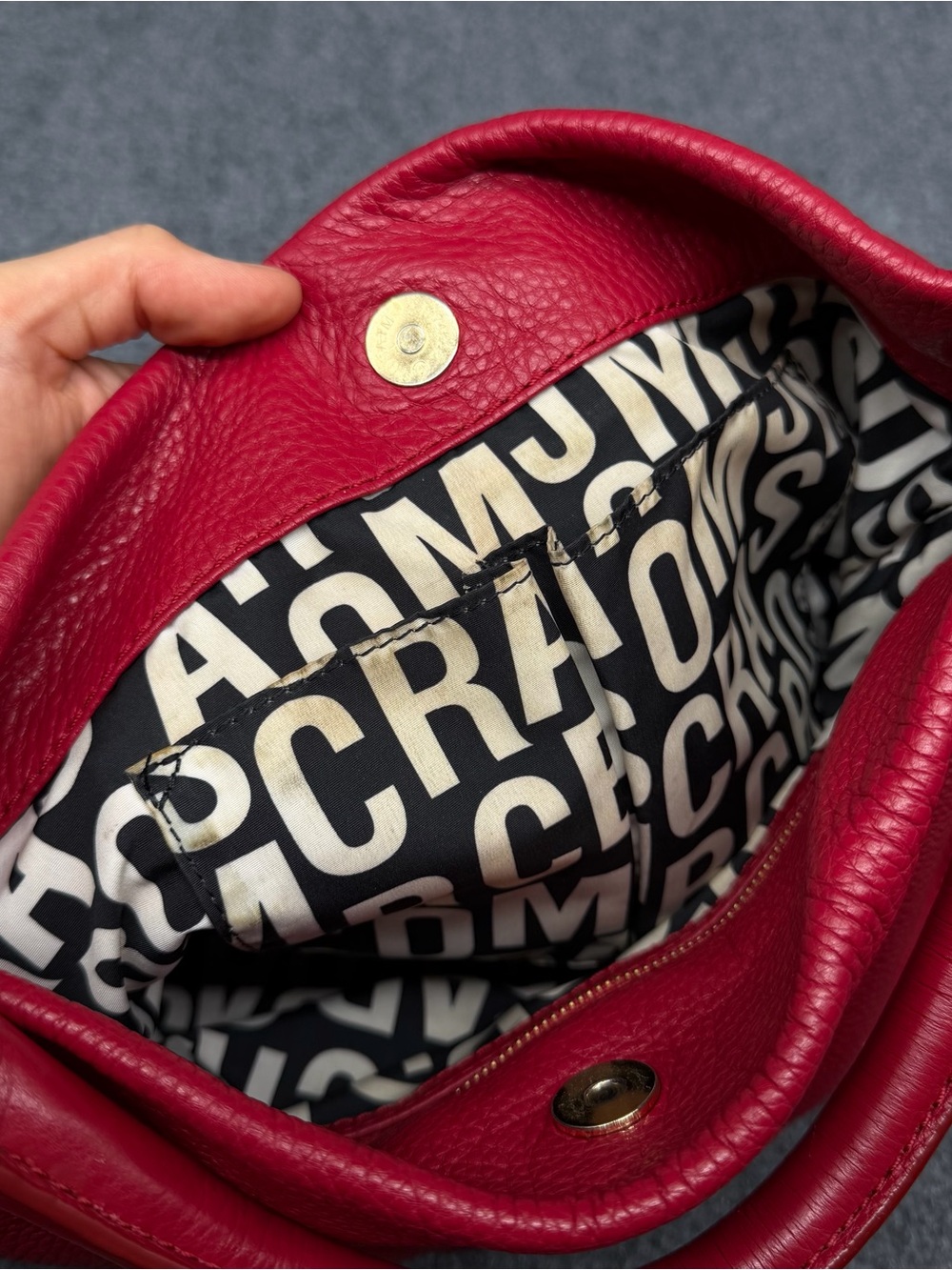 MARC JACOBS Classic Q Hiller Bag Bright Red - Picture 10 of 15